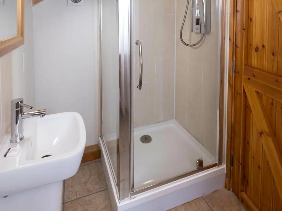 Keldy Forest Cabins - Forest Holidays Pickering Extérieur photo